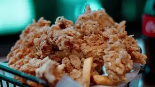 The Secret to the Crunchiest & Most Crispy Fried Chicken Ever! 🍗