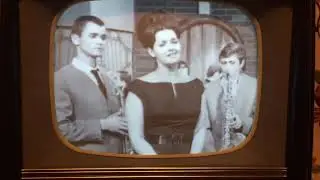 Антикварный советский телевизор 1968 года - Старт-4