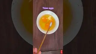 How to make shrimp egg chive (aka triple-umami) dumplings 三鲜水饺 🥟🥟🥟
