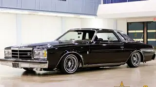 Exploring the Beauty of the 1976 Buick Regal Classic!The Perfect Blend of Power and Elegance!