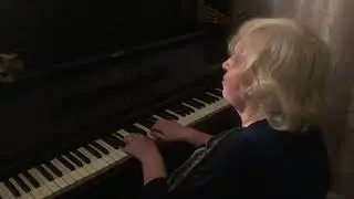 &laquo;Глядя на луч пурпурного заката&raquo;, Happy New Year piano version, part 1