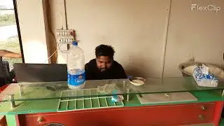 টাঙ্গাইল হোটেল এন্ড রেস্তোরাতে একদিন দুপুরের খাবার খেলাম সেও ভাইরাল মিজান হতে চায়।