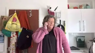 Cakey Tea Lady gets an unacceptable request