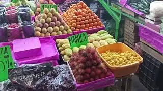 Many Fruits in season on one of the biggest Markets in Mexico!