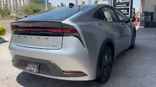 TOYOTA PRIUS PREMIUM HEV PLATA 2025