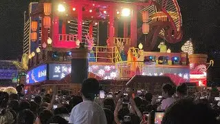 街头舞动潮流，市府诗意飘香。镜头捕捉时光，沈阳美景尽收眼底。流转的步履，融汇古今风华。北市场、市府广场，都市韵味与艺术碰撞，勾勒出迷人风情。画面定格流年，街头街尾，处处皆诗意。