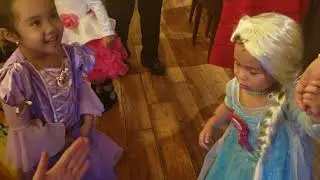 Griffiella 3rd birthday party celibration with Disney princesses!