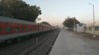 DELHI - JODHPUR MANDORE EXPRESS THRILLING SPEED ACTION WITH 2 EMD.🔥🔥