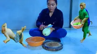 Best Farmer Help Mom At Home, SokYaa Wake Up & Help