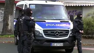 Three detained in Germany over $1 billion jewel heist