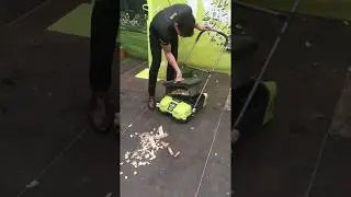 Ryobi R18SW3 / Devour ONE+ Cordless Floor Sweeper