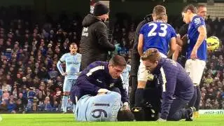 Sergio Kun aguero Fast injured Just 2.minute Manchester city