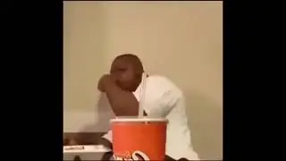 stan twitter: guy eating then falls off chair while reaching for drink