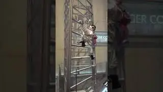 Agile Robot climbs ladder🧗&zwj;♂️Museum of Science & Industry, Chicago, USA