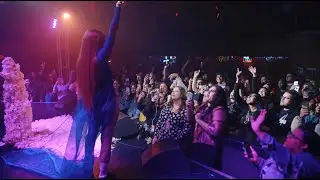 i am iyla |16| MY FIRST HEADLINING TOUR