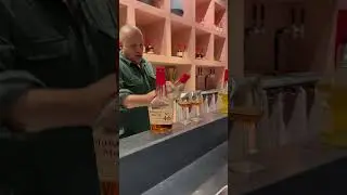 Makers Mark whisky pouring  #cocktail #whisky #makersmark #whiskygram #whiskylover