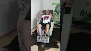Toni Polster und der  Massagesessel WELCON Prestige III f&uuml;r gro&szlig;e Personen