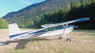 Sexy airplane #airplane #bushpilot #outdoors #pnw #nature #lakechelan #washington #mountains 