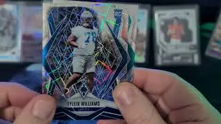 2025 Panini Phoenix Rip... Nice pull out of 75 Let's go!!!!