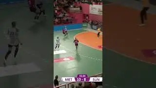 you see the perfect save and best fastbreak shot#handball#handballhighlights#ytshorts#trending#short