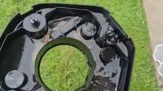 AIPER Cordless Robotic Pool Cleaner, Pool Vacuum with Dual-Drive Motors, Self-Parking Technology