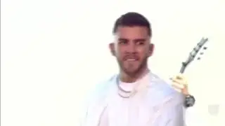 Sebasti&aacute;n Yatra , Rauw Alejandro, Manuel Turizo en vivo premios lo nuestro - TBT