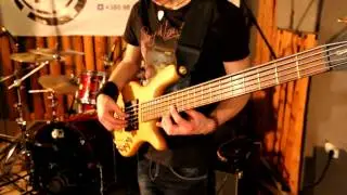 Aram Bedrosian - A Dark Light (bass and drums cover by T. Brzeski and K. Oriekhov)