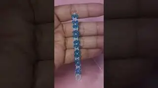 blue bicone crystal beads this time. || how to|| DIY || bracelet tutorial