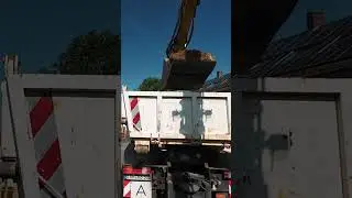 #Bagger in #Action #Tiefbau #Rohrtechnik #Rotec