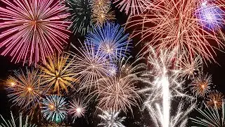 Chemistry and Mechanics in Fireworks
