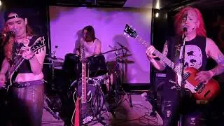 #3552 TRANS PANIC SONG BLACK ME OUT (AGAINST ME! COVER)