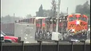 RB&BB Circus Train Meets BNSF 7395 In Hanford, 7 Units