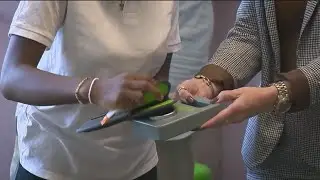 Some educators, parents support push to ban cellphones in Connecticut classrooms