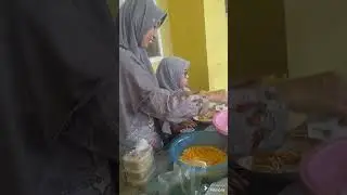 Masak Bubur Asyura dan Memberi Santunan Anak Yatim SMPN 1 KUMAI 2024