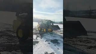 2012 NEW HOLLAND L225 For Sale