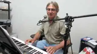 Roberto Nardi cantor e compositor Flora rica