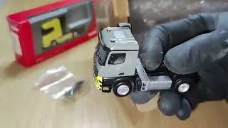 Unboxing Herpa DAF XG+ tuscan yellow metallic & Arocs 1:87