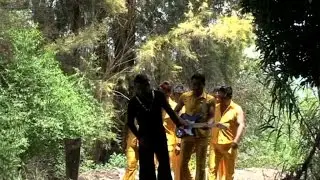 Roberto Moron y Su Atentado Internacional - Tormenta Del Desierto (Videoclip Oficial)