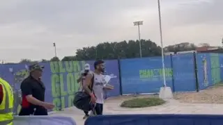 Virat Kohli carrying special diet - No chef - Crazy fans outside Dubai ICC academy -Champions Trophy