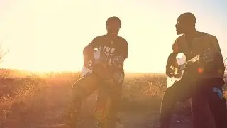 Earthy Acoustics: Elemotho and Samuel Bathola - Hela