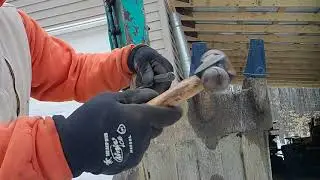 How to change excavator backhoe teeth