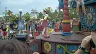 Disneyland Paris Disney's Once Upon A Dream Parade
