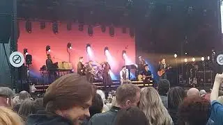 Vesterinen yhtyeineen - Hetken ikuinen (akustinen versio)