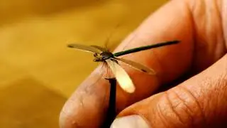 Tying the Damselfly using a wingburner