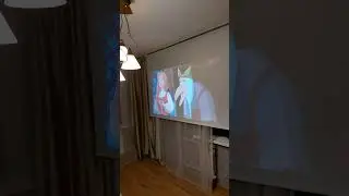 Как показывает проектор при свете.