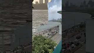 A Serene Stroll on Marine Drive: Mumbai's Iconic Seafront 🌊