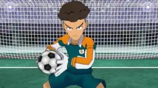 Inazuma Eleven GO Strikers 2013 Old Raimon vs New Raimon