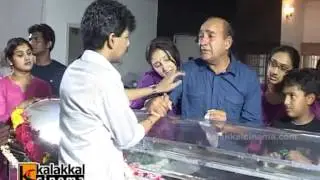 Bala and Bharathiraja Paying Homage To Manjula Vijayakumar