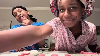  vlogmas: week 2 christmas night routine, hot coco, candy and lots more!❤️🎄✝️