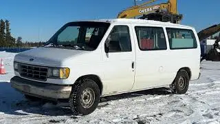 1995 Ford Econoline Cargo Van